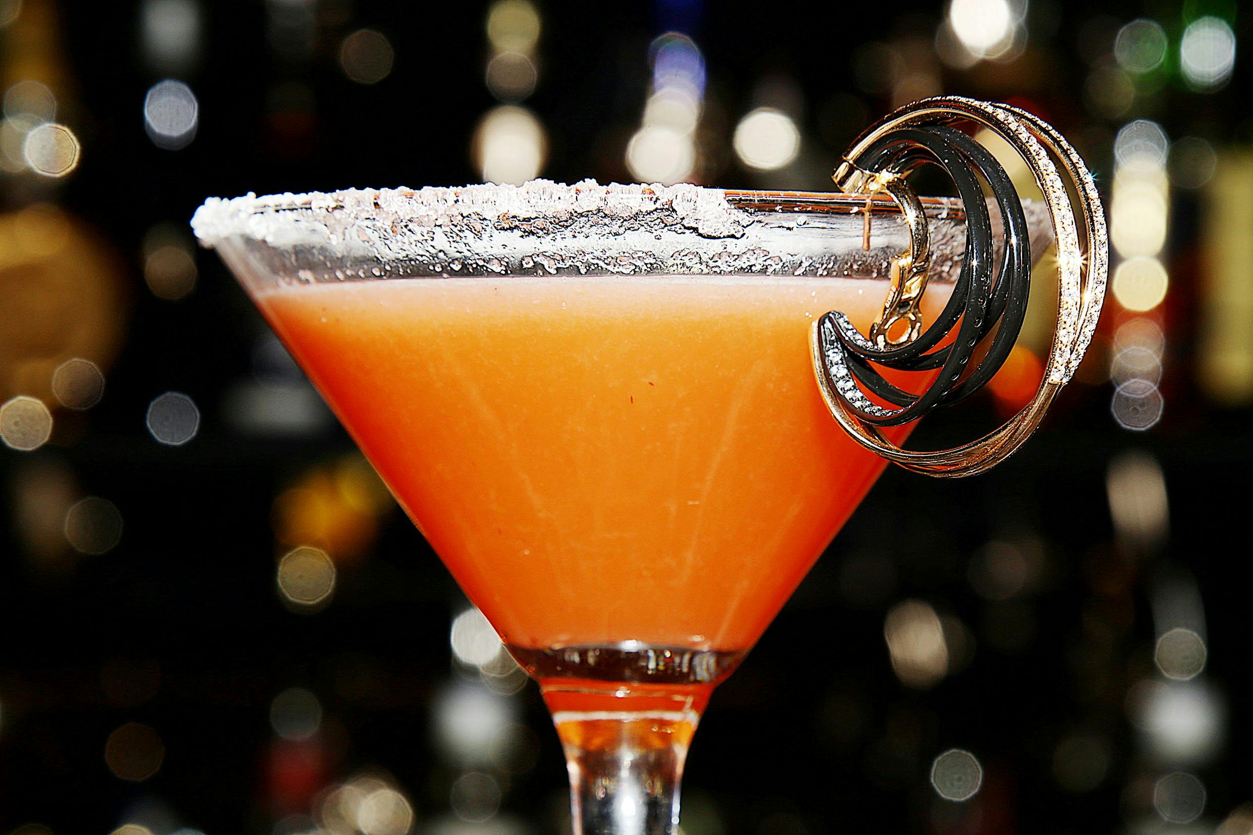 cocktail alcohol beverage drink glass goblet