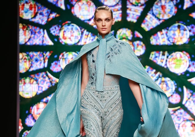 tony_ward__haute couture fall winter 2018-ed19 _paris couture july 2018_ clothing apparel art stained glass