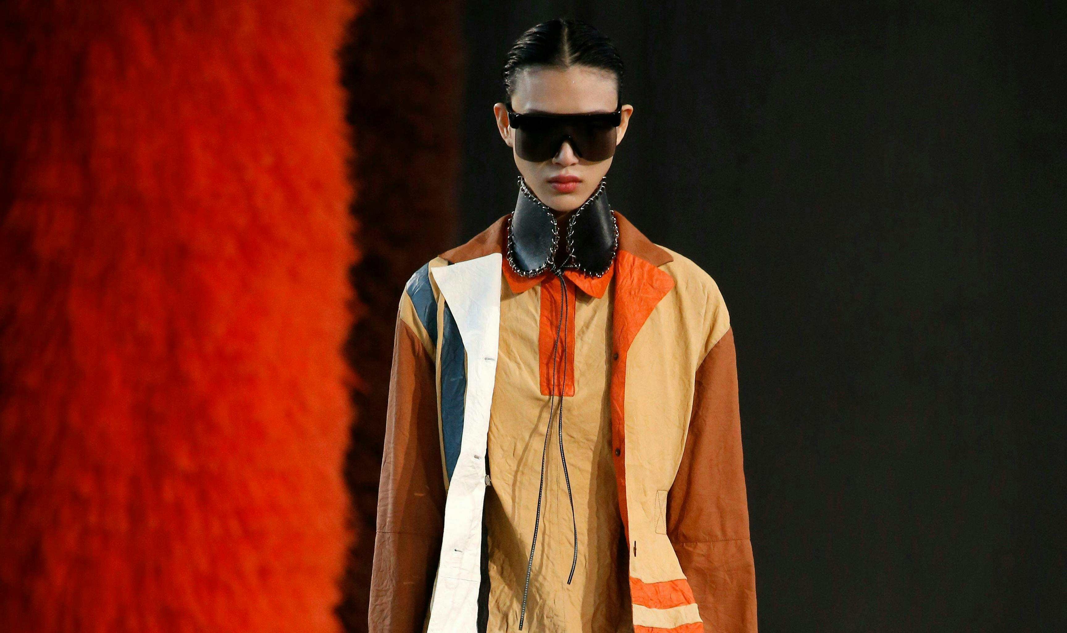 loewe ready to wear spring summer 2019 _paris fashion week september 2018 clothing apparel person human fashion sunglasses accessories accessory sleeve