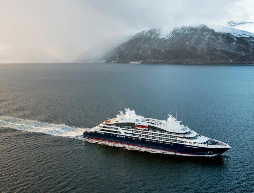 essais en mer; sovik boat vehicle transportation ship cruise ship