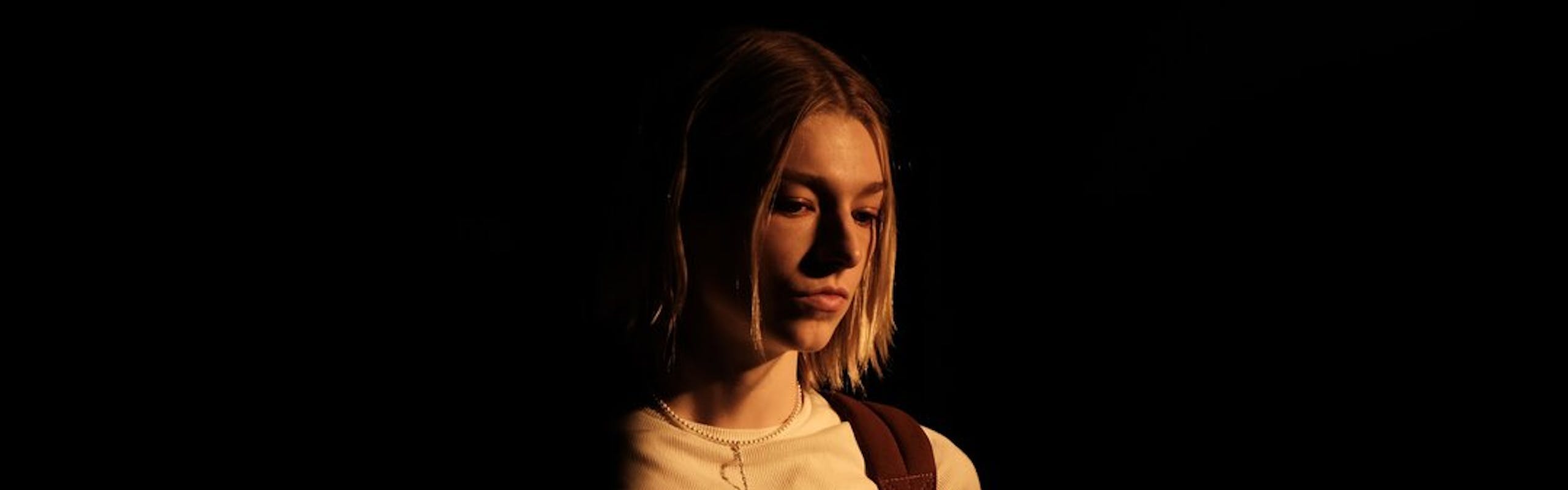 Hunter Schafer. © 2022 Home Box Office, Inc. All rights reserved. HBO® and related channels and service marks are the property of Home Box Office, Inc.